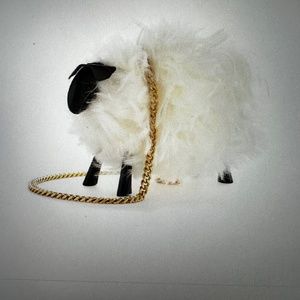 ISO Oscar de la Renta Juice the Sheep purse/bag